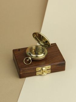 Nautical Карманный компас в деревянном футляре