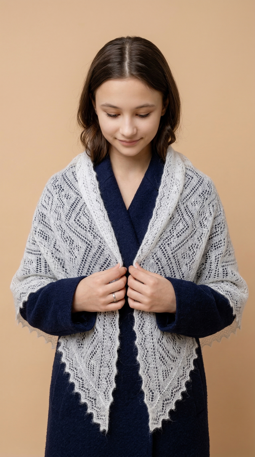 Оренбургский пуховый палантин А12040-01 белый отбеленный