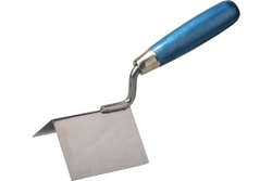 Кельма STAYER Professional для внешних углов, нержавеющее полотно, 80x60мм 0835