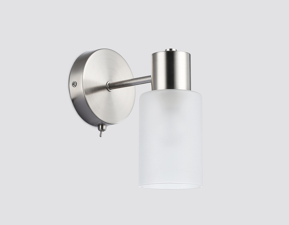 Настенный светильник с выключателем на корпусе TR9578 SN сатин E14 max 40W 175*100*195