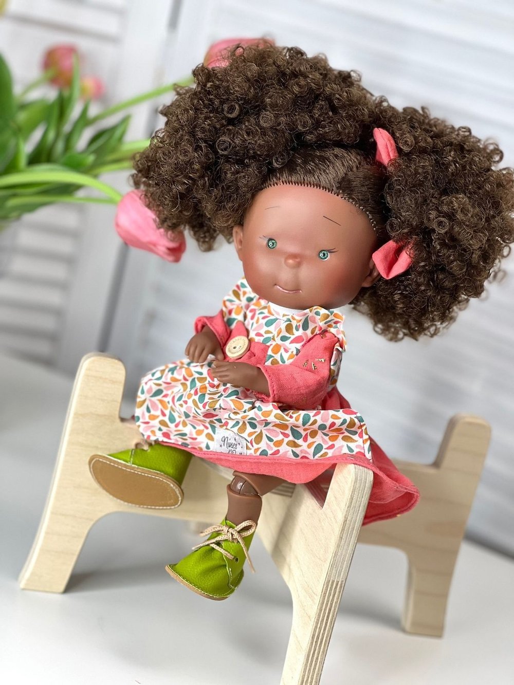 Кукла Nines виниловая 30см PIPPA шарнирная (2907K)