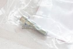 96600-08028-08. BOLT, SOCKET, 8X28