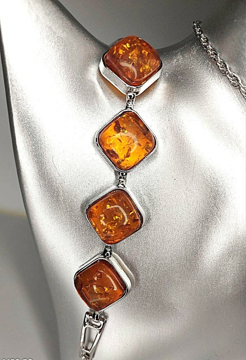 Элегантный комплект бижутерии с бижутерной смолой с янтарным оттенком  «Янтарное сияние» – Готовый образ в одном наборе!