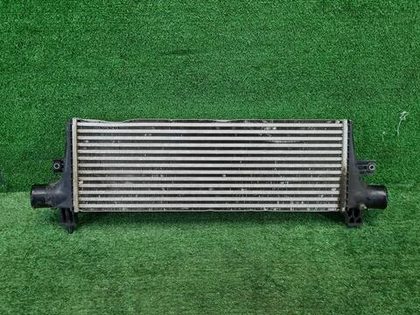 Интеркулер Toyota Hilux 8 (2015-2020)