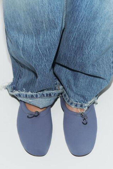 ZARA БАЛЕТКИ ИЗ НЕОПРЕНА С РЕМЕШКОМ, СИНИЙ