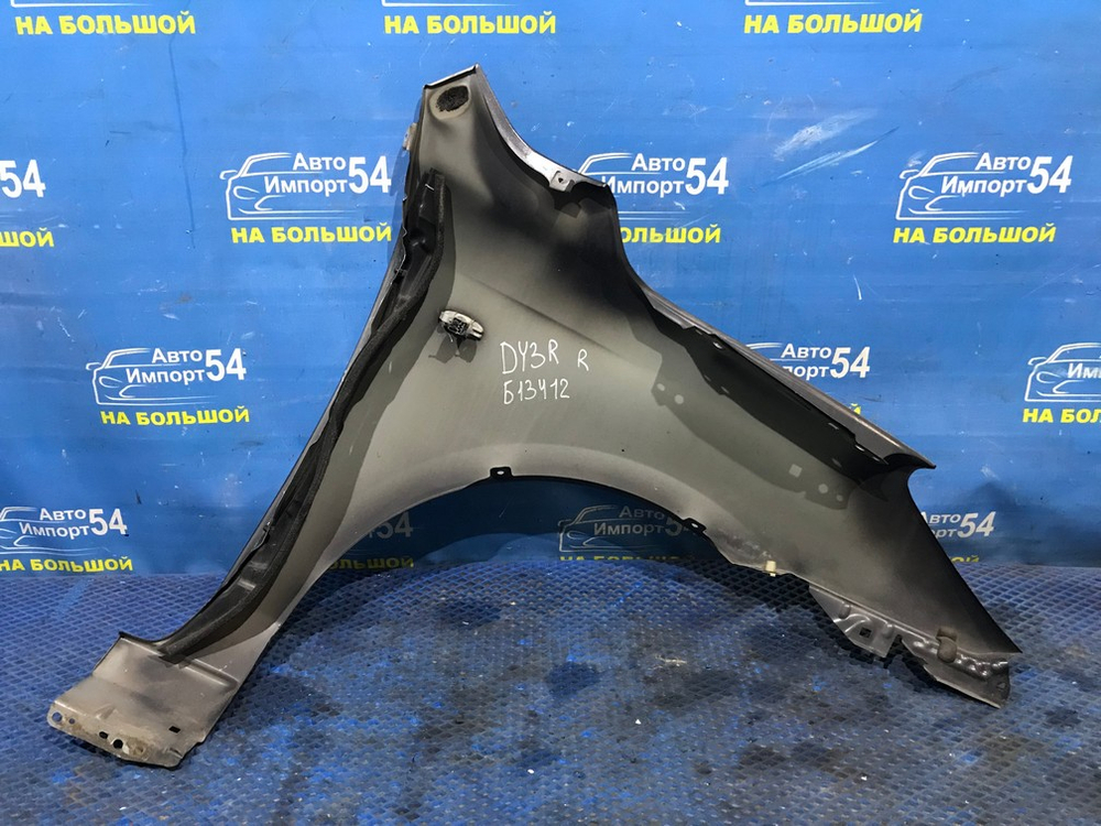 Крыло переднее левое MAZDA DEMIO 2005-2007