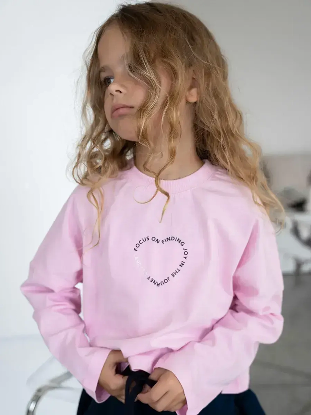 Осенний костюм для девочки, лонгслив и шорты