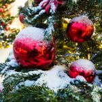 Елочная фигура Шар, 25 см, цвет красный глянцевый