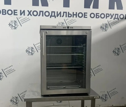 Барный холодильный шкаф Liebherr FKUv 1663