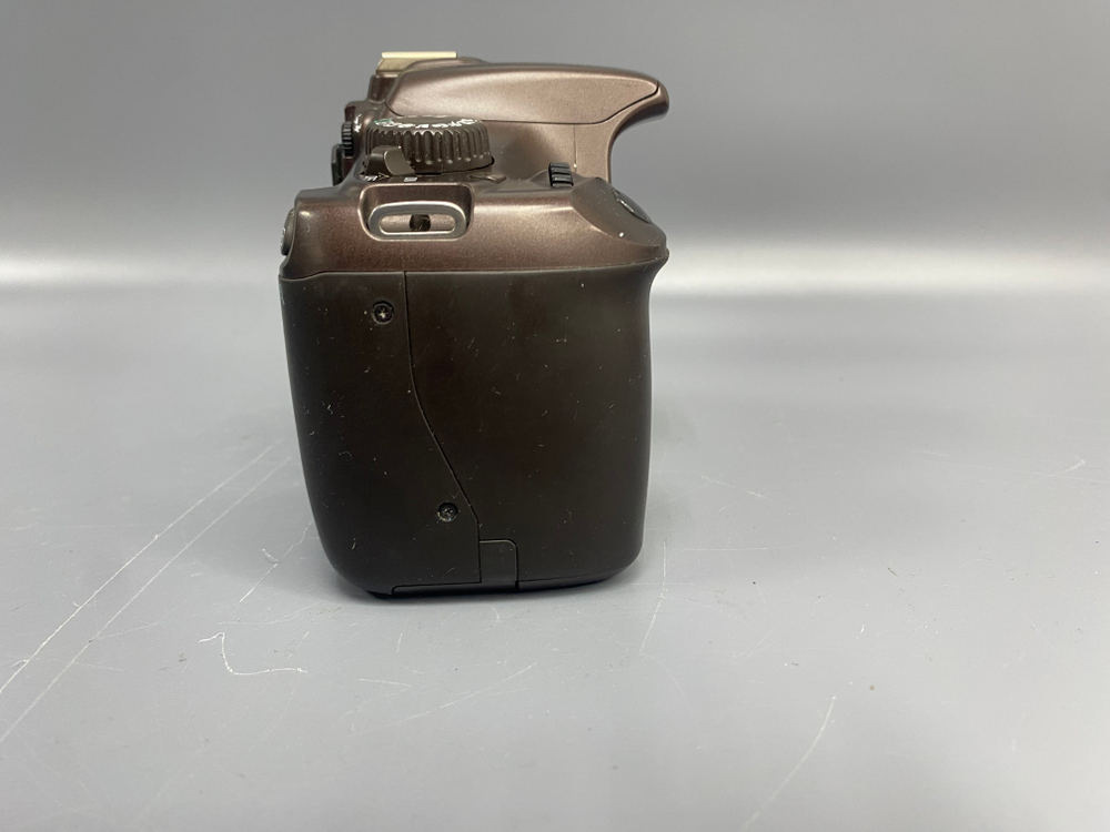 Canon 1100D Body 25.000 кадров