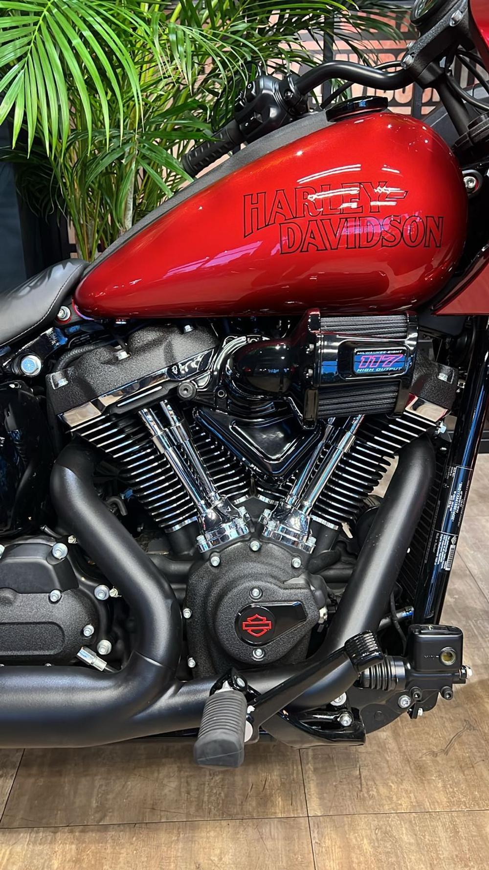 Harley-Davidson Low Rider ST Brilliant Red, 2025