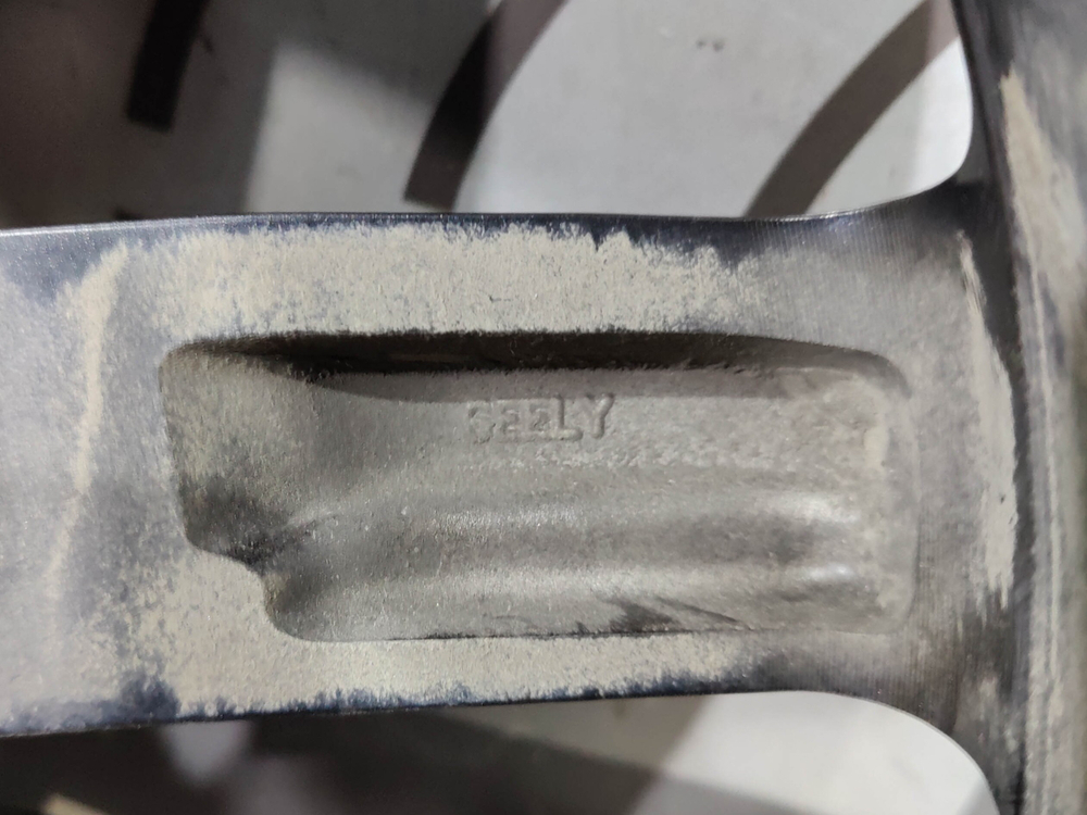 Диск колесный литой R20 Geely Monjaro 21-нв Б/У Оригинал 8892585146