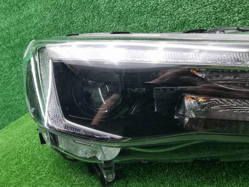Фара правая Subaru XV 2 GT (2017-2023) LED