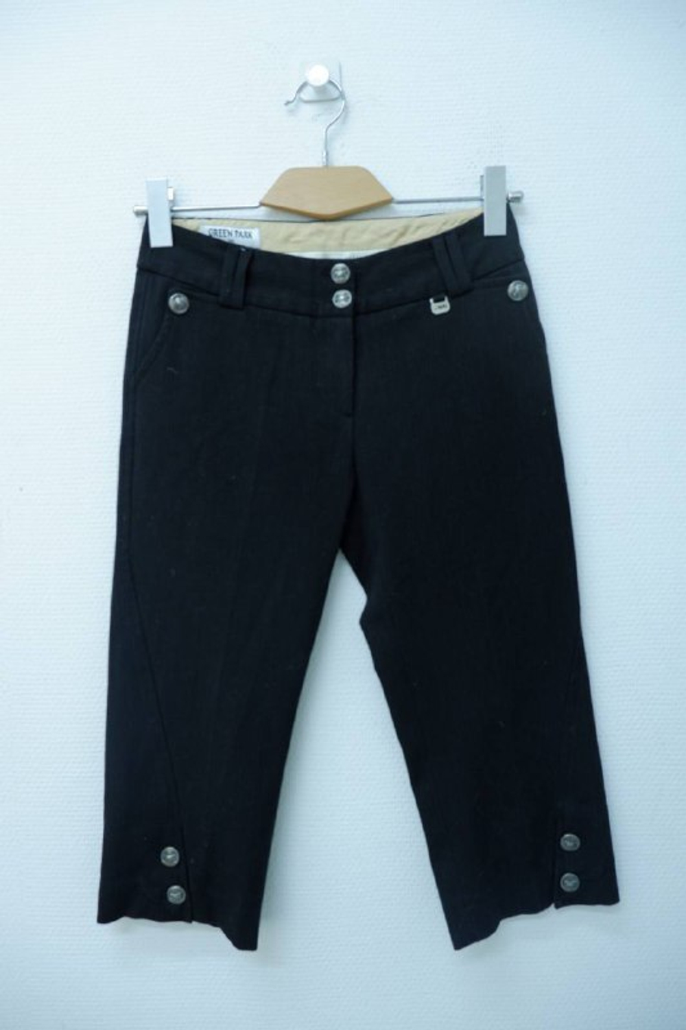 Бриджи Green Park с пуговицами 42 размер