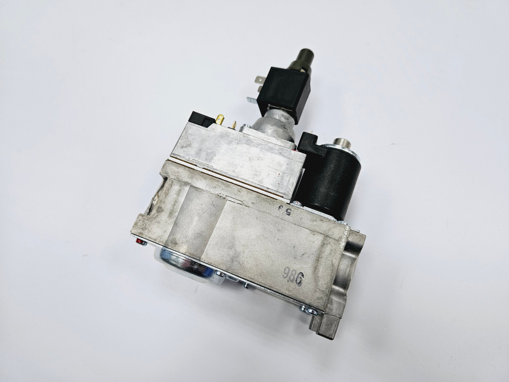 Клапан газовый (Honeywell VR4611Q B2000 3) LAMBORGHINI Gaster N 153-289 AW (арт. 39813890LAM)