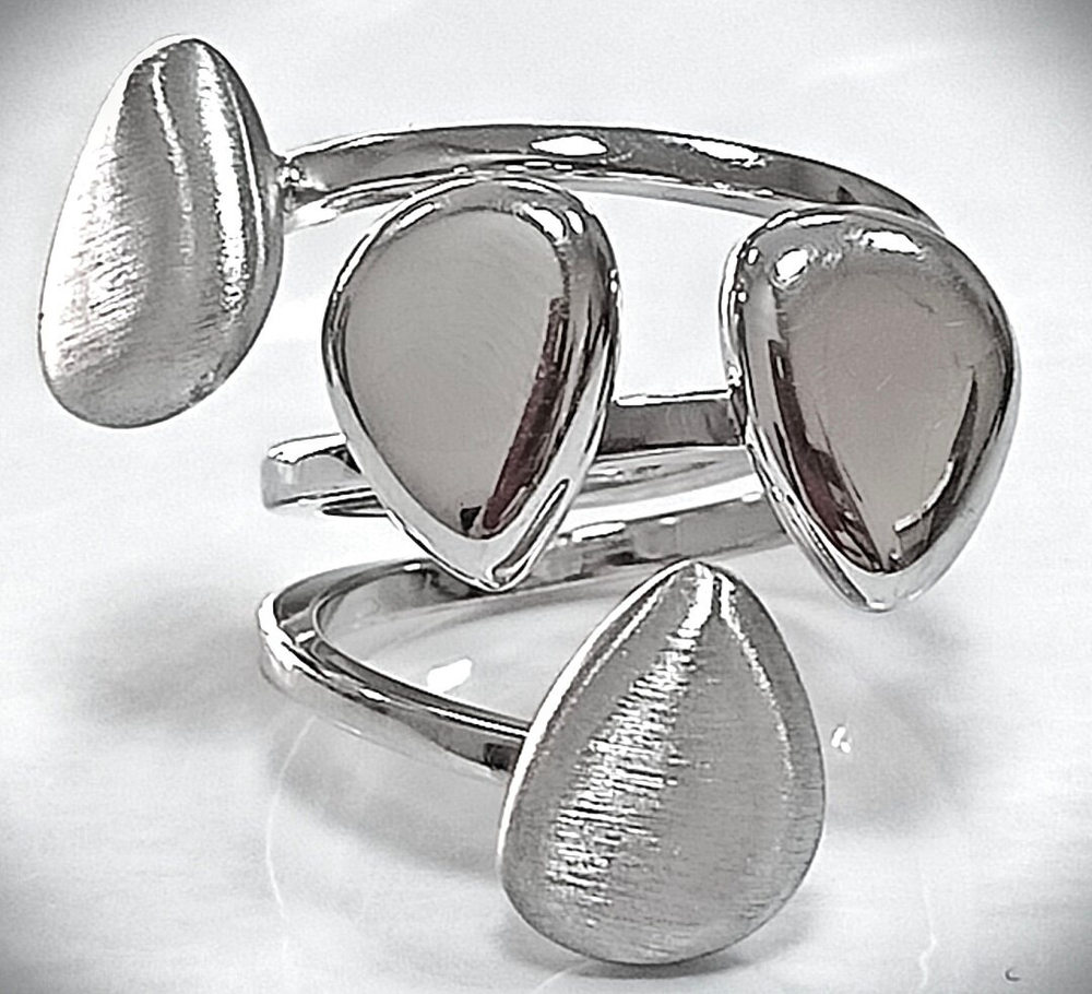 Ювелирное кольцо Эстерелла