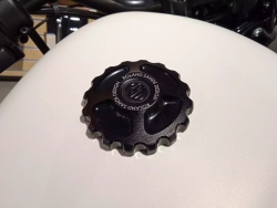 IRON 883 2018 CUSTOM