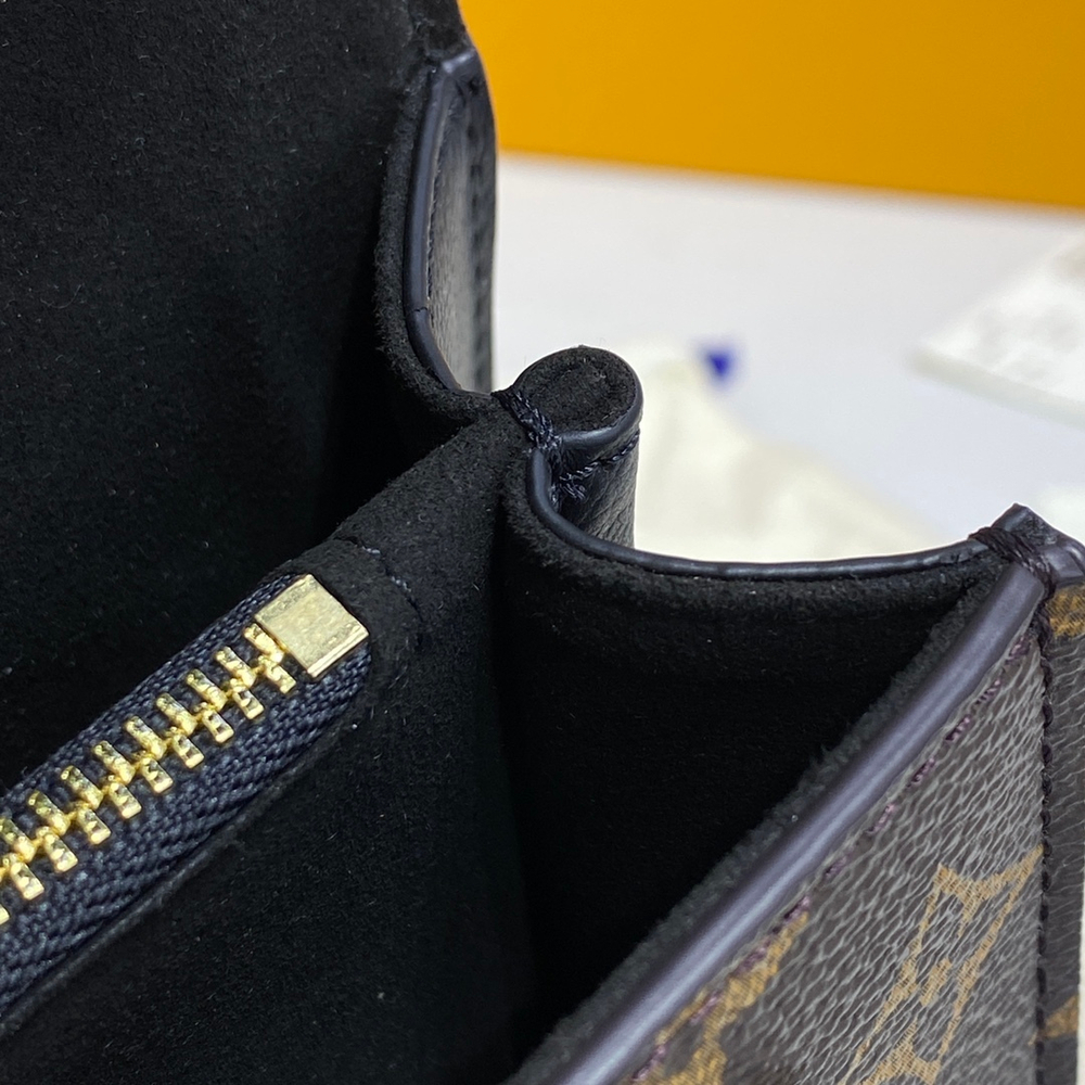Louis Vuitton Victoire