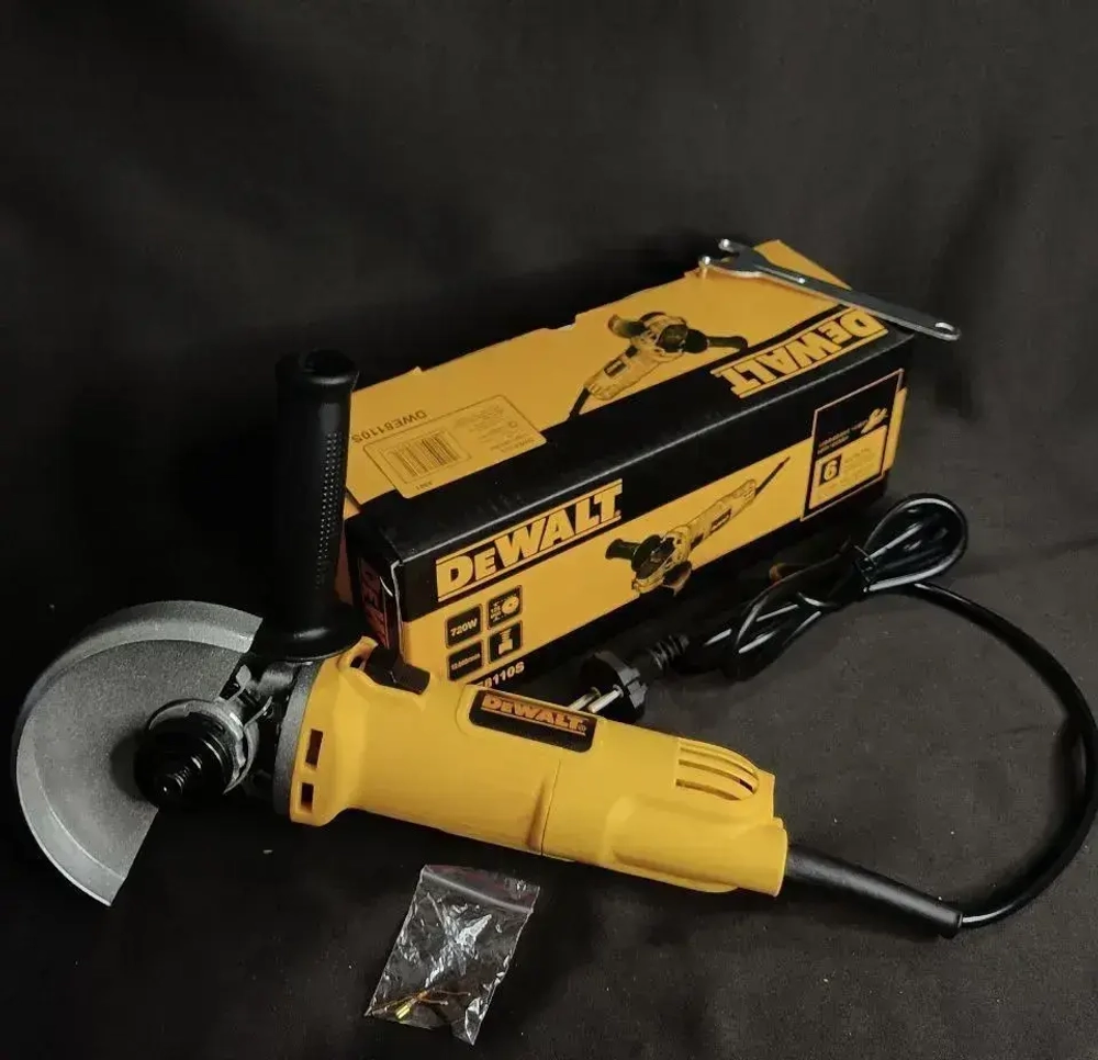 УШМ 125 DeWALT углошлифовальная болгарка DWE8110S