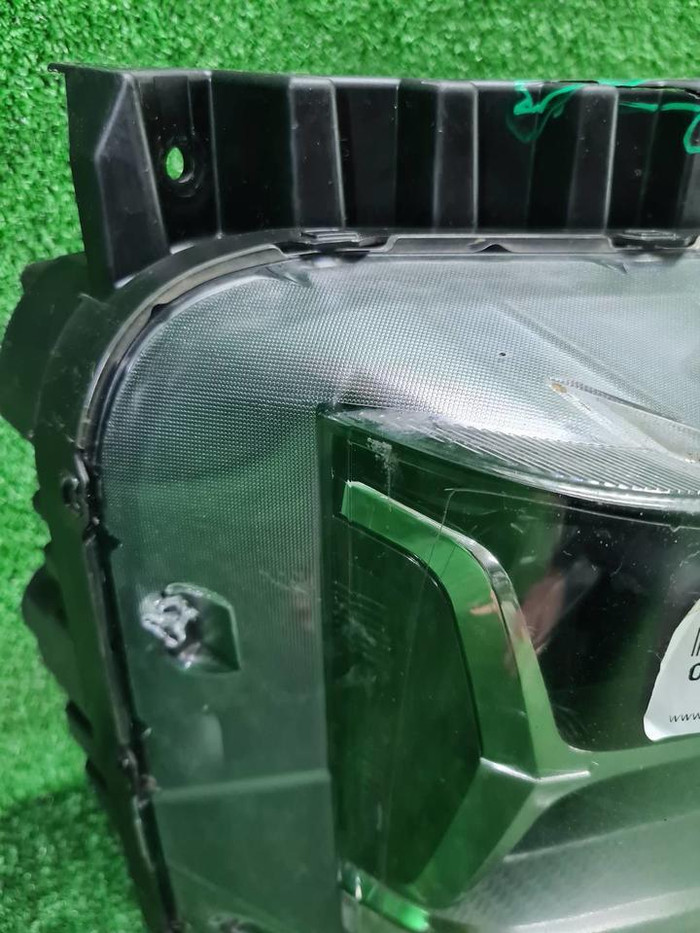 Фара правая Hyundai Santa Fe 4 (2018-2021) LED