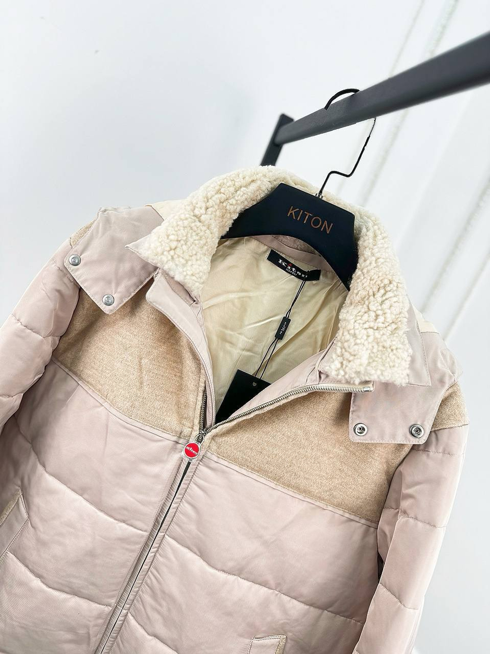 Пуховик Kiton