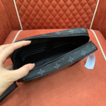 Louis Vuitton Pochette Kasai