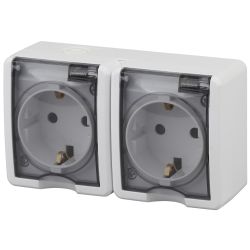 Розетка ЭРА Эксперт 11-2403-01 двойная с заземлением крышкой 2х2P+E IP54 16A-250В ОУ горизонт. белый