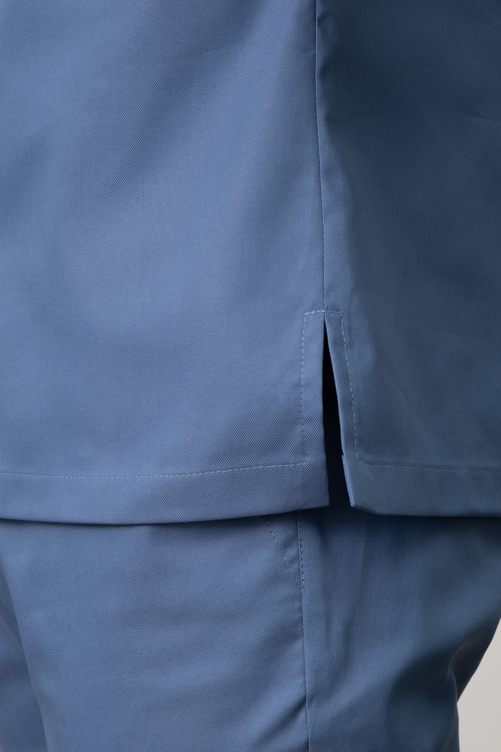 Туника с кокетками-карманами