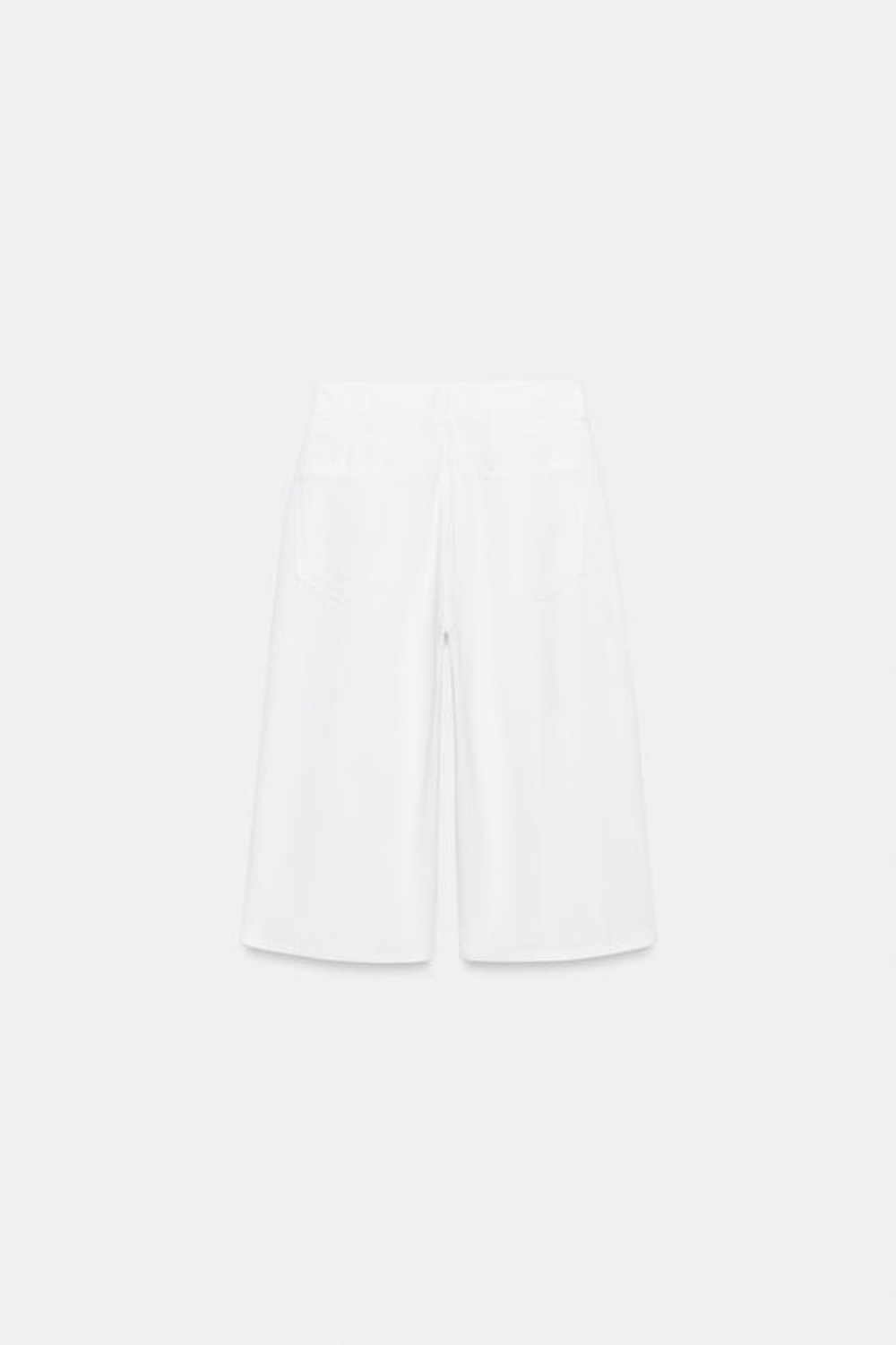 ZARA ДЛИННЫЕ ДЖИНСОВЫЕ ШОРТЫ Z1975 С ПУГОВИЦАМИ, БЕЛЫЙ