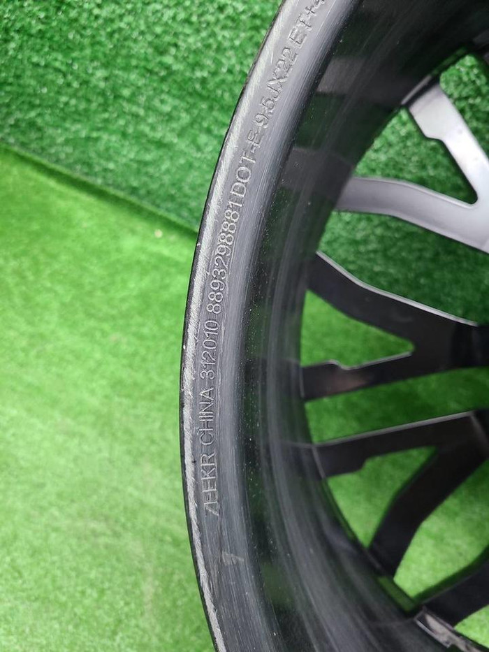 Диск Комплект дисков R22 Zeekr 001 (2021-н.в.)