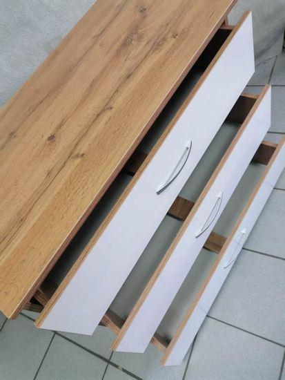 дуб вотан / белый реальное фото