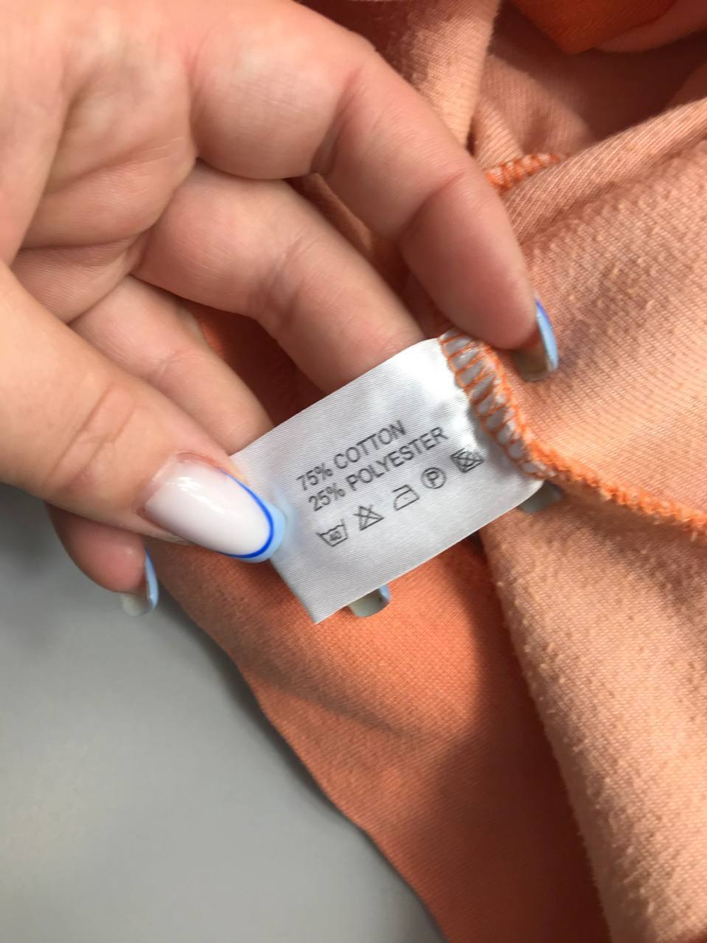 Кофта Liquid на молнии, маркировка М, визуально на 46 размер