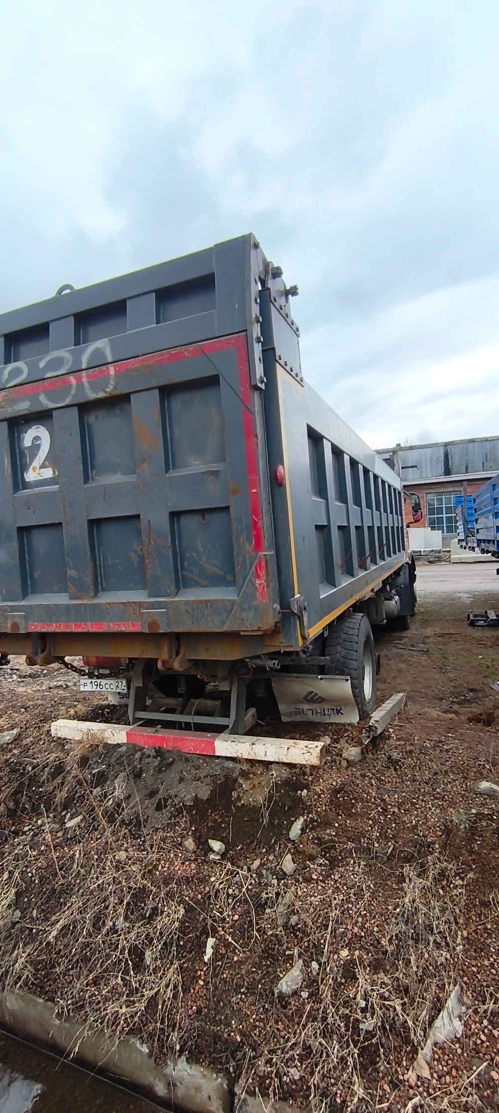Howo T5G 8x4 Самосвал ZZ3317V386GE1 (Дизельный, 10,5 л, 440 л.с., МТ)