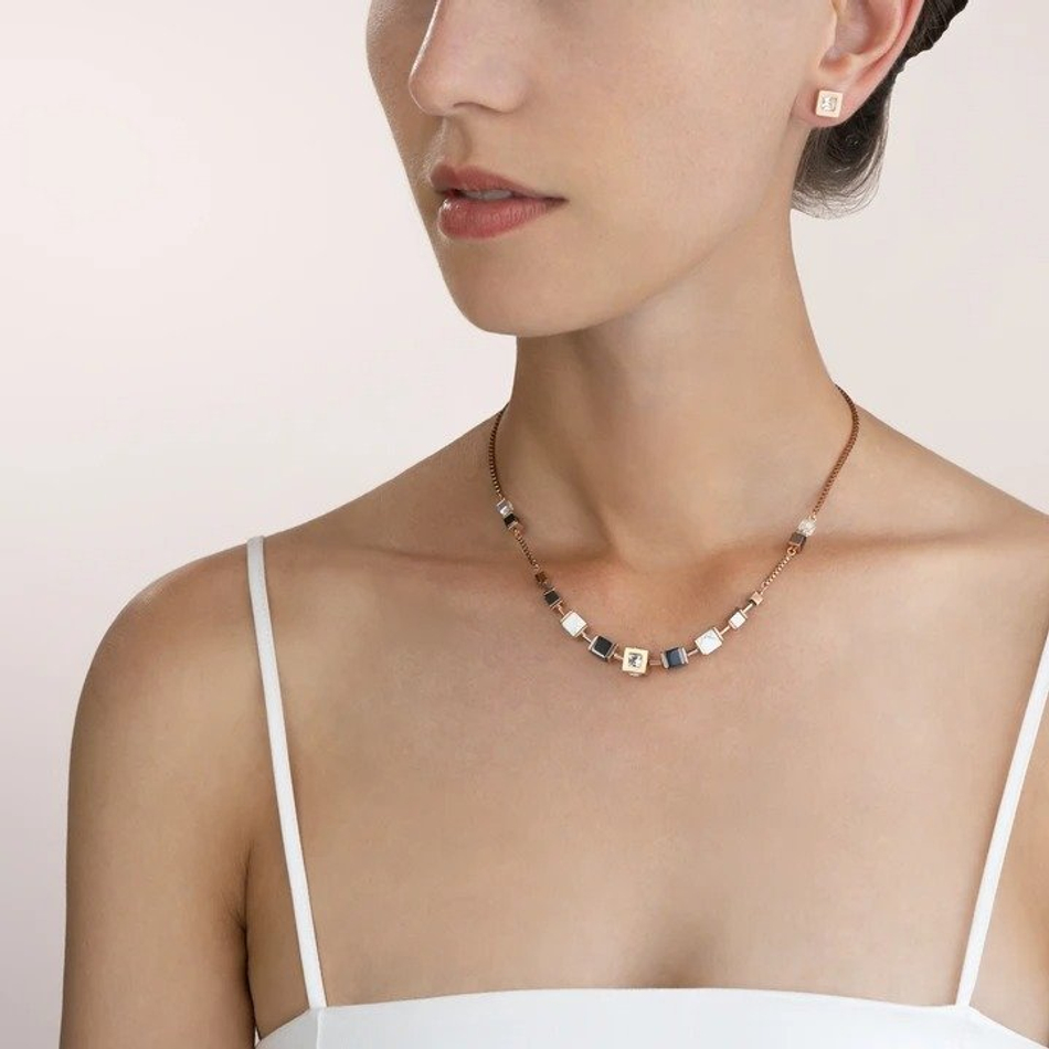 Колье Coeur de Lion Rose Gold 5051/10-1620 цвет белый, черный, прозрачный, золотой