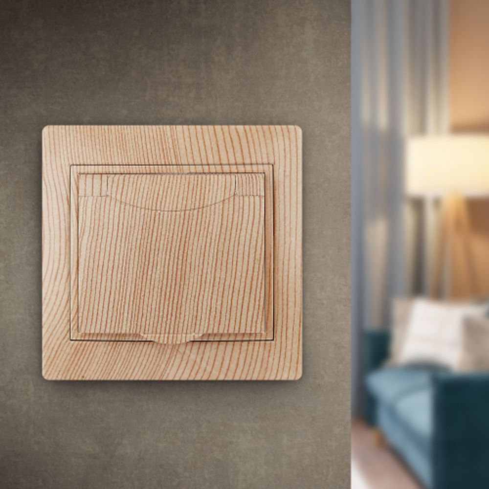 Розетка Intro Plano 1-203-11 2P+E Schuko с крышкой 16А-250В IP20 СУ сосна | Intro Plano