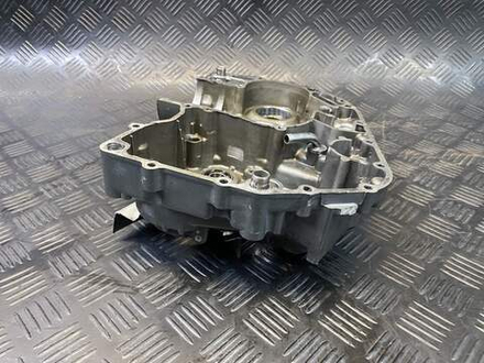 Левая часть картера KTM 250 Duke 2020