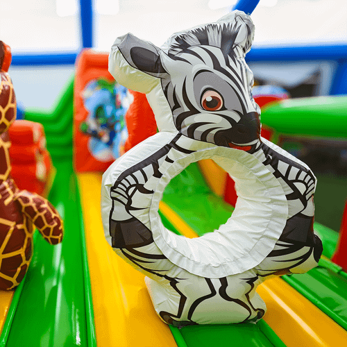 Коммерческий надувной батут «Чудо-сафари», 6*4*2,8 м