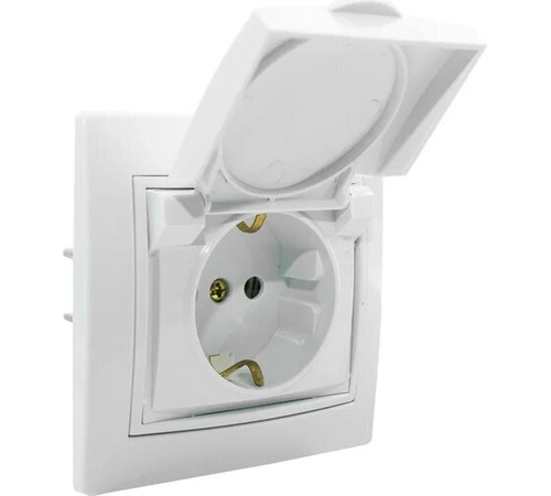 Розетка одинарная с крышкой