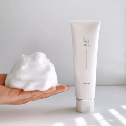 LA PRECIA Очищающая энзимная пенка с муцином  CLEAR FOAM 120 мл