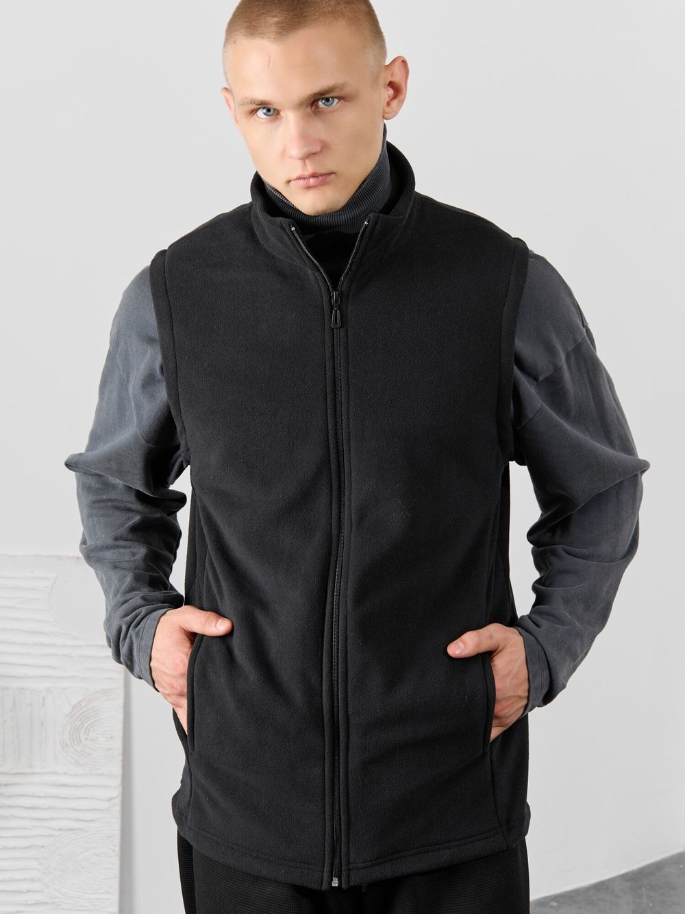 Жилет мужской Алтай-3 Виотекс ЧЁРНЫЙ (Акция)