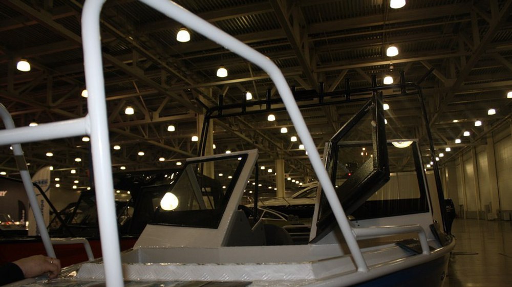 Лодка BERKUT L-Fisher