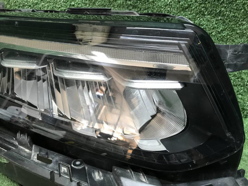 Фара правая Geely Tugella (2019-2024) LED