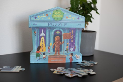 Пазл "День в музее Космос"