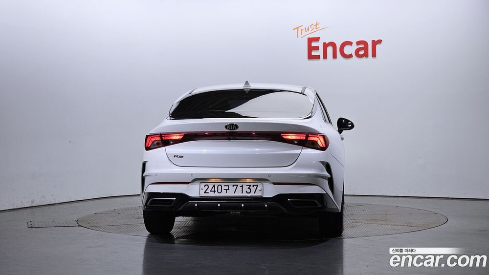 Kia K5 (Optima) 3 Generation 2.0 (01.2020)