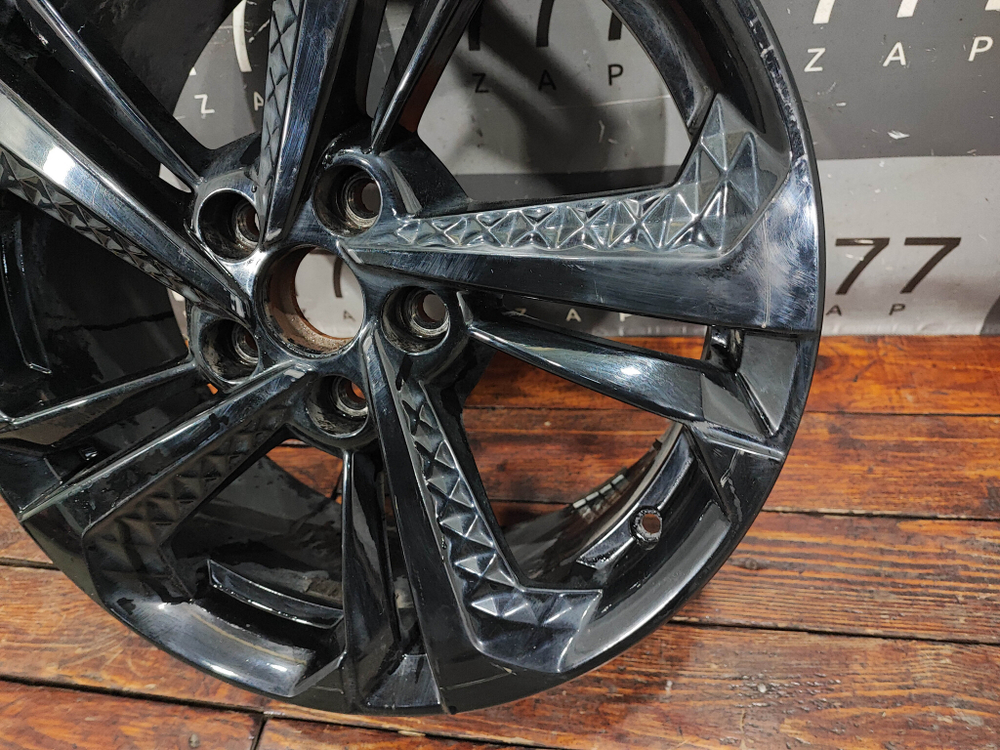 Диск колесный литой R18 Geely Coolray 19-нв Б/У Оригинал 4024074500900