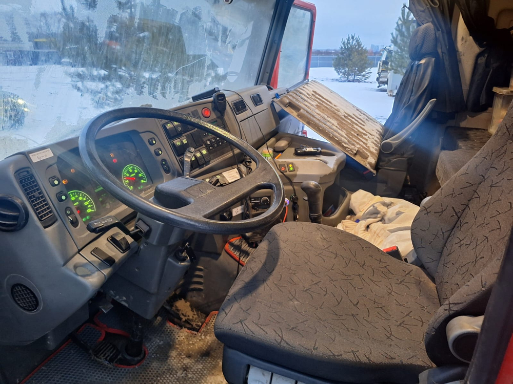 МАЗ 6430 6x4 Седельный тягач 6430С9-520-020 (Дизельный, 11,1 л, 420 л.с., МТ)
