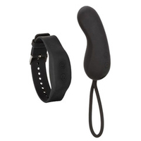 Черное виброяйцо 7,5см с браслетом-пультом California Exotic Novelties Wristband Remote Curve SE-0077-41-3