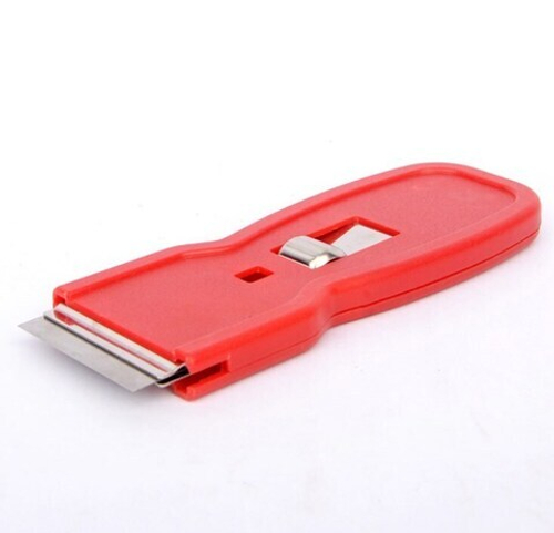 Скребок с лезвием 4см карманный пластик