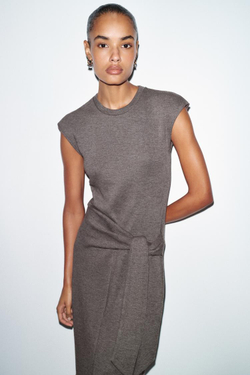 ZARA МЯГКОЕ ПЛАТЬЕ С УЗЛОМ, ТЕМНО-КОРИЧНЕВЫЙ