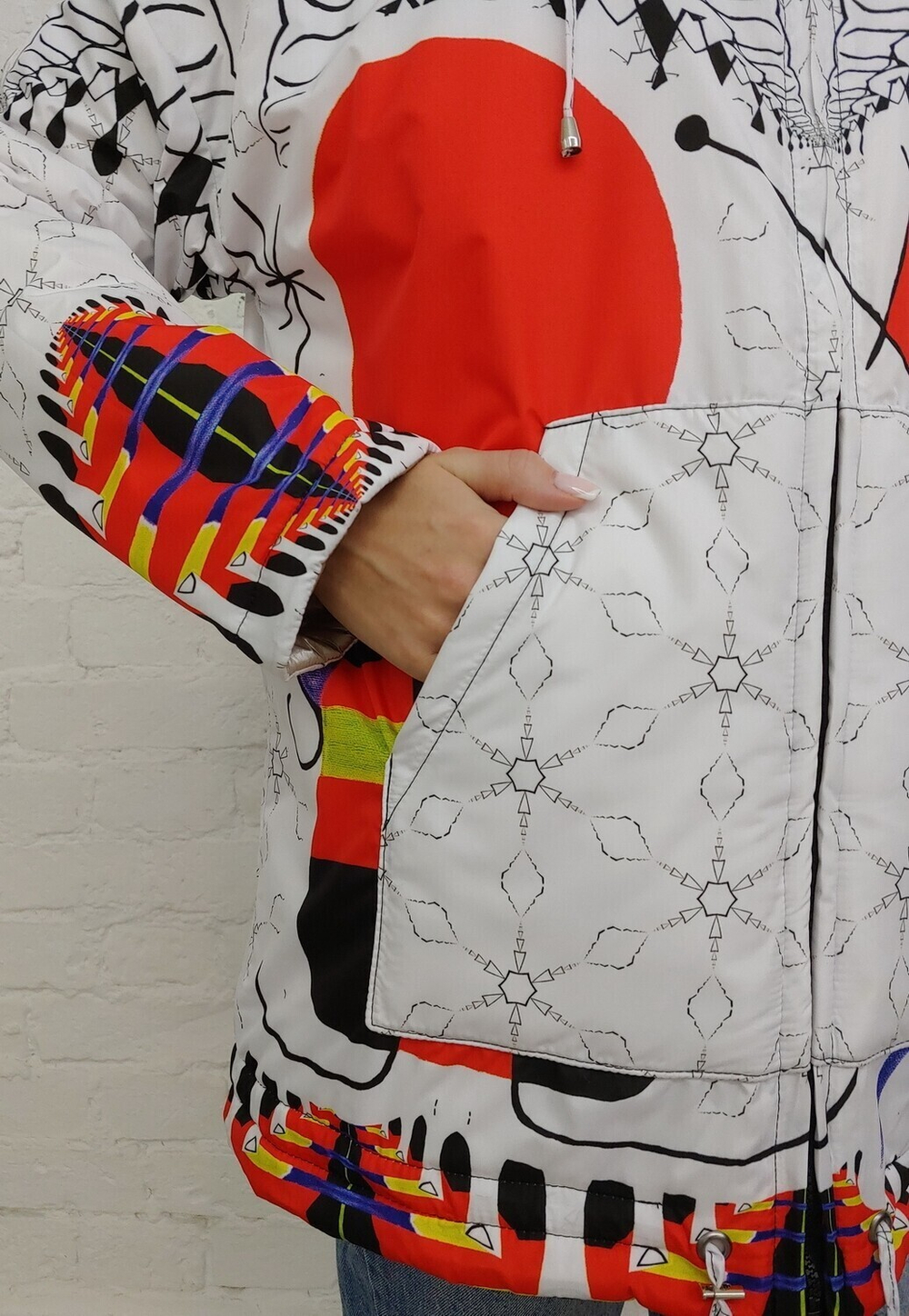 Куртка "Улыбка", по мотивам абстрактной живописи Жоан Миро